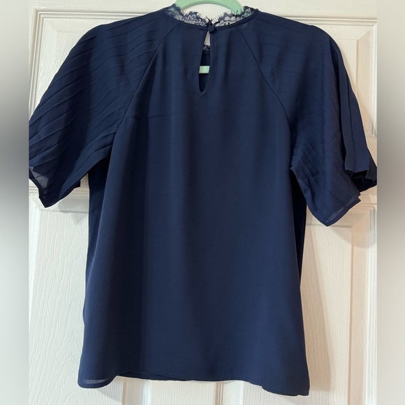 Express Blouse. Size S/P. Dark Blue. - Picture 2 of 5